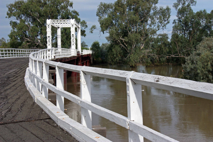 7052495571_e2d83b7135_b_bourke-new-south-wales