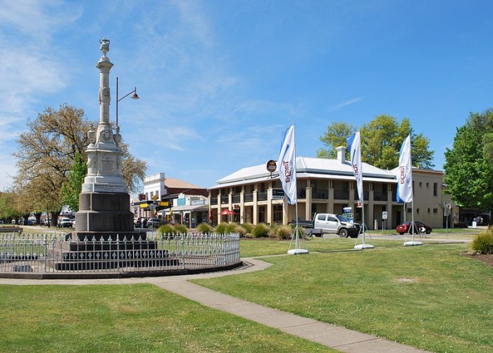 Mansfield-Police-Memorial